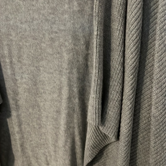 Gap size small open sweater vest - Picture 3 of 6